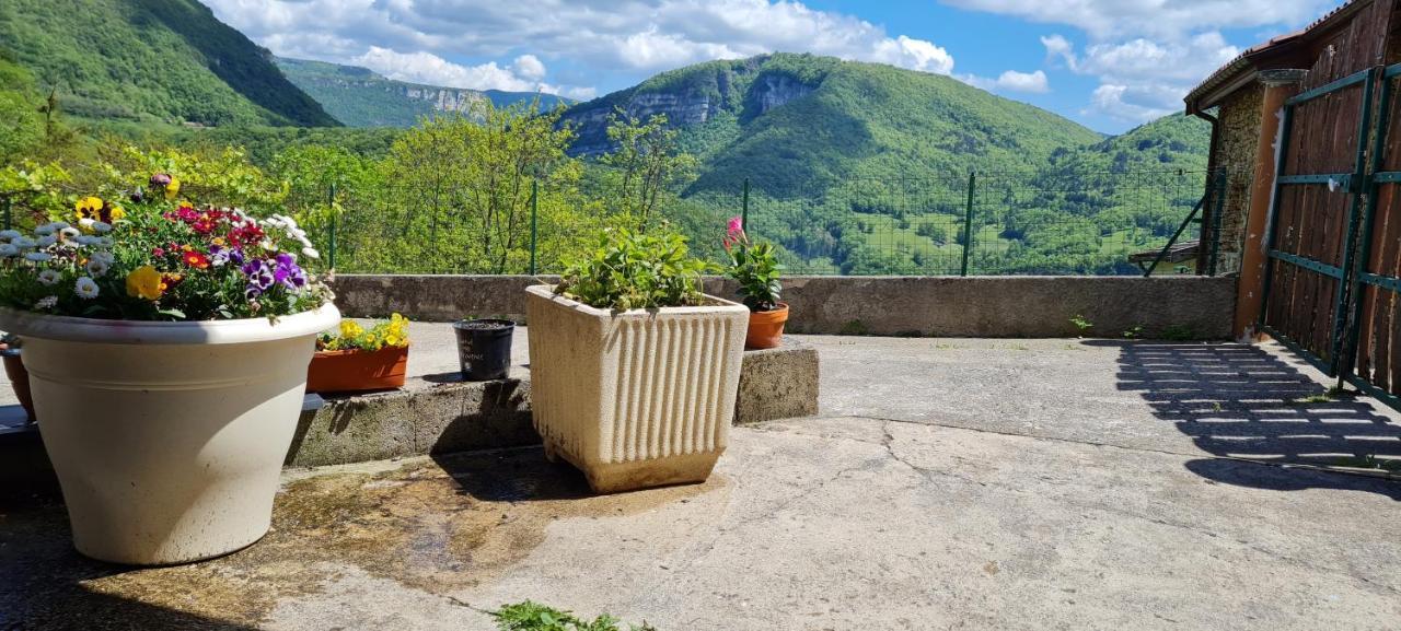 Au Chalet D'Anna Saint-Rambert-en-Bugey Exterior photo