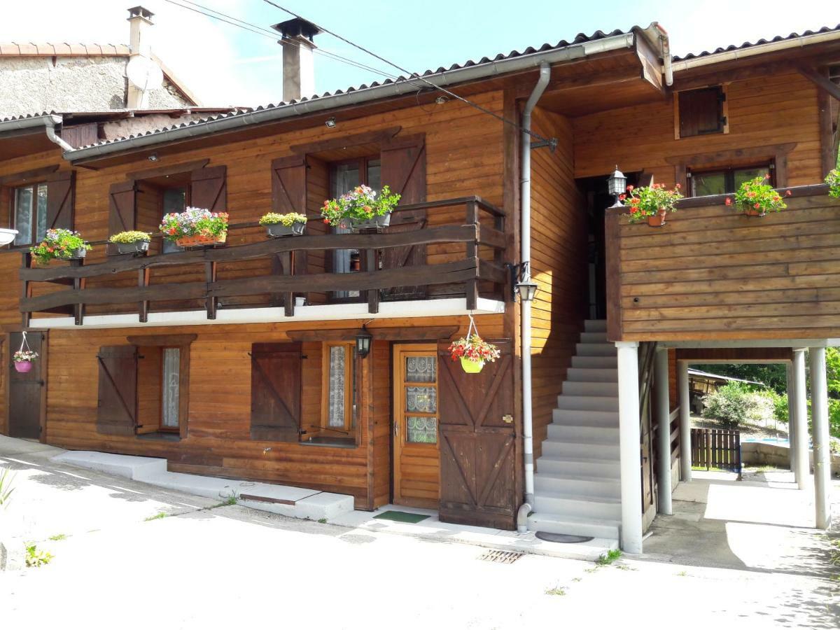 Au Chalet D'Anna Saint-Rambert-en-Bugey Exterior photo